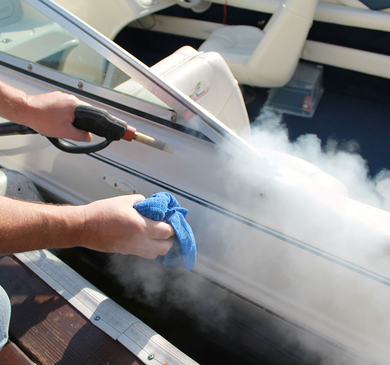 Boat-cleaning-services-at-manhasset-new-york